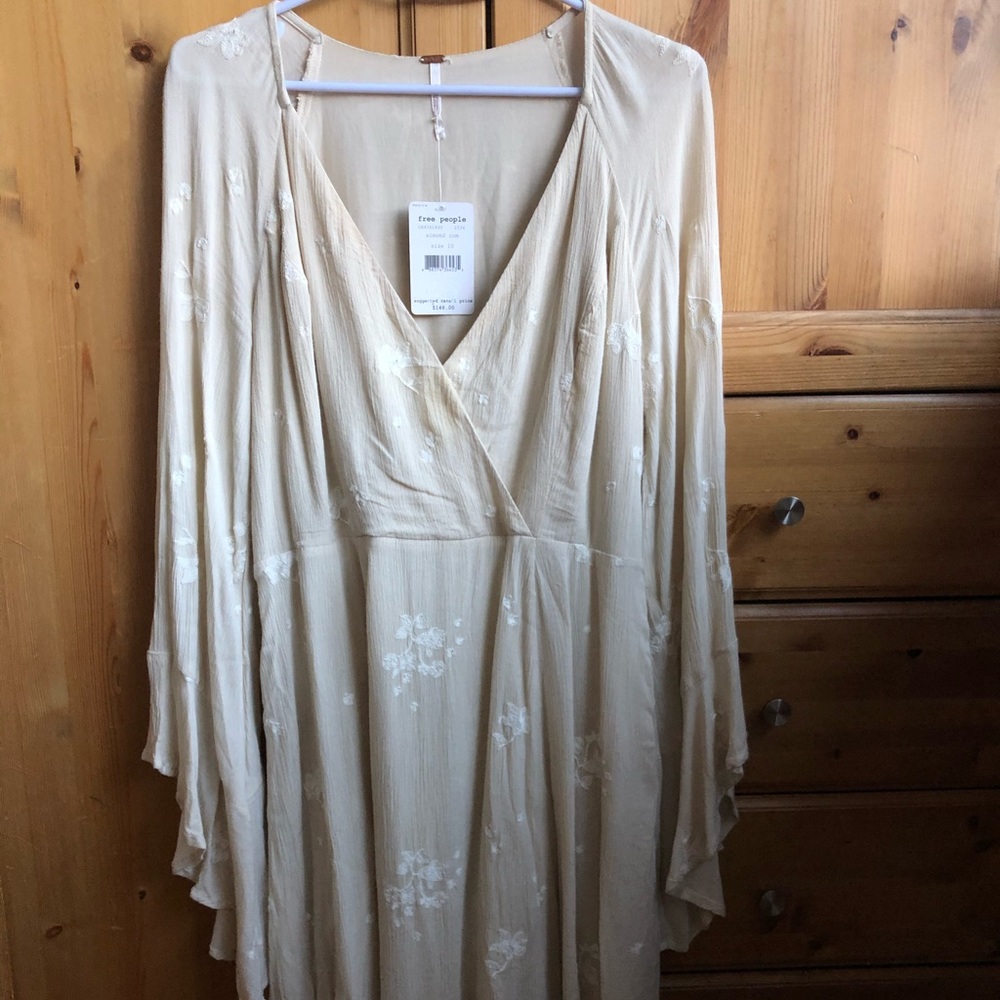 NWT Free People beautiful beige dress, size 10